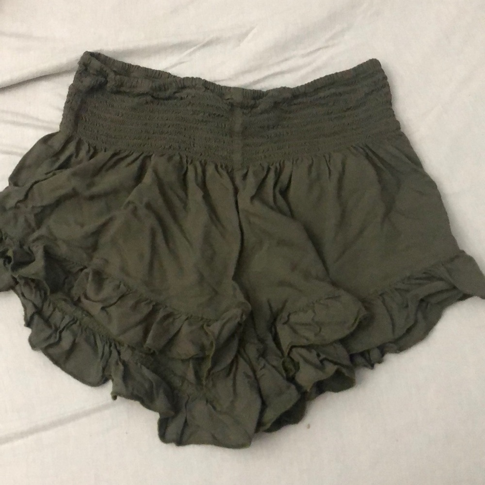 Ruffle shorts